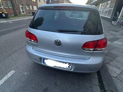 Usata VW Golf VI Team 80 CV (58 kW) 2011 Argento Utilitaria