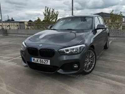 Gebraucht BMW 120 M Sport 190 PS (139 kW) 2018 Grau Kleinwagen