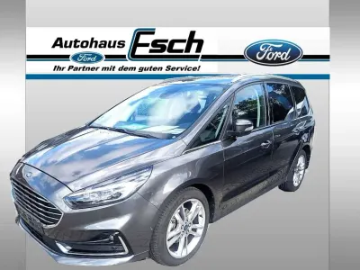 Gebraucht Ford Galaxy Titanium 150 PS (110 kW) 2022 Magneticgrau (metallic) Van / Kleinbus