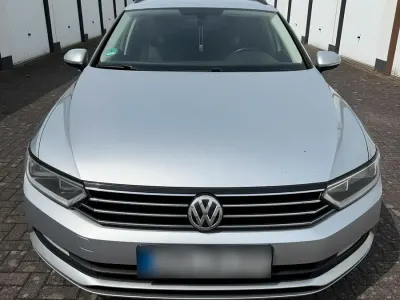 Gebraucht VW Passat 150 PS (110 kW) 2015 Silber Kombi