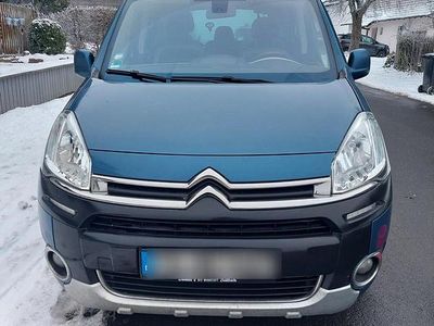 Blau Gebraucht 2013 Citroën Berlingo Van / Kleinbus | 7.150 €