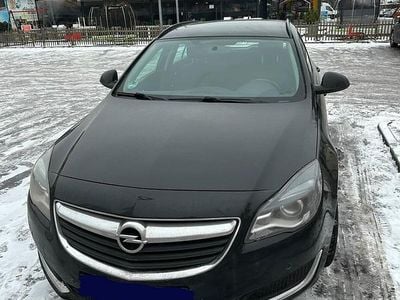 Schwarz Gebraucht 2016 Opel Insignia Kombi | 6.950 € (Guter Preis)