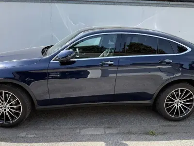 Gebraucht Mercedes GLC300 AMG line Plus 245 PS (180 kW) 2023 Blau SUV