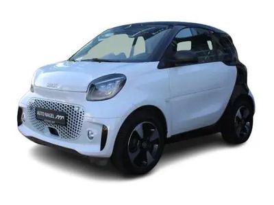 Weiß Gebraucht 2023 Smart ForTwo Coupé Passion Exclusive Kleinwagen | 15.440 € (Etwas zu teuer)