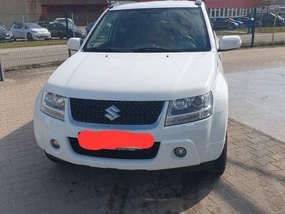 Gebraucht Suzuki Grand Vitara Comfort 170 PS (125 kW) 2010 Weiß SUV