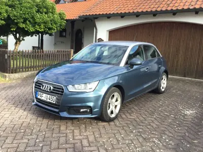 Gebraucht Audi A1 125 PS (91 kW) 2018 Blau Limousine