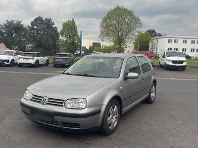 Usata VW Golf IV 75 CV (55 kW) 2002 Grigio Berlina