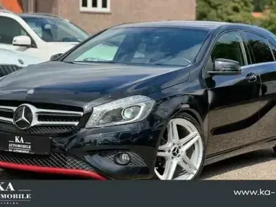 Gebraucht Mercedes A180 Urban 109 PS (80 kW) 2014 Schwarz Limousine