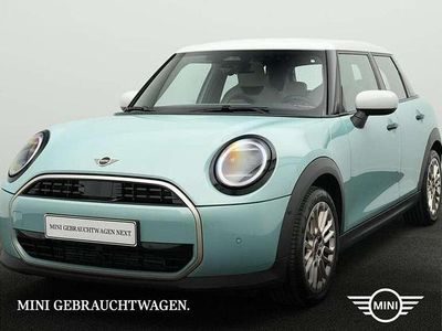 Second-hand Mini Cooper Favoured 156 CP (114 kW) 2024 Verde Hatchback