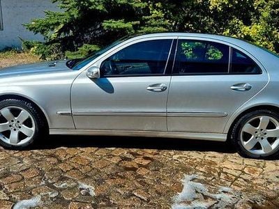 Mercedes E500