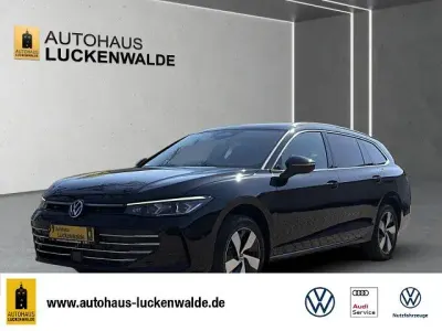 Neu VW Passat Business 150 PS (110 kW) 2026 Schwarz Kombi