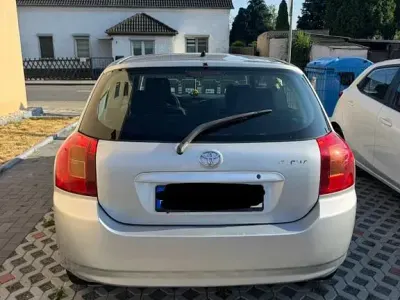Gebraucht Toyota Corolla 97 PS (71 kW) 2003 Silber Limousine