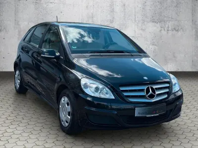 Gebraucht Mercedes B160 95 PS (69 kW) 2010 Schwarz Van / Kleinbus