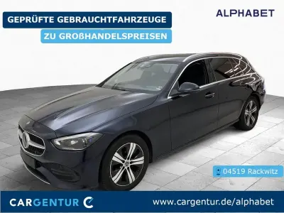 Gebraucht Mercedes C300 Avantgarde 265 PS (194 kW) 2022 Blau Limousine
