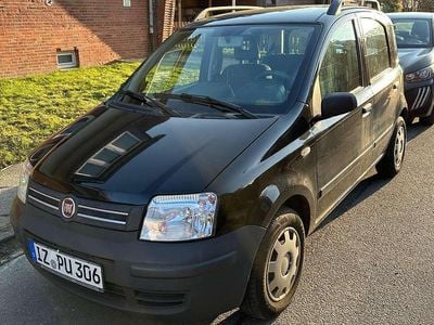 Second-hand Fiat Panda 60 CP (44 kW) 2009 Negru Hatchback