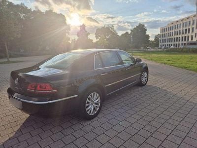 VW Phaeton