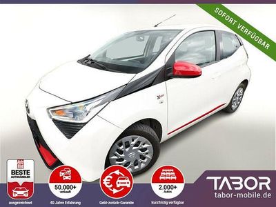 Weiß Gebraucht 2020 Toyota Aygo X-play Kleinwagen | 10.888 € (Fairer Preis)