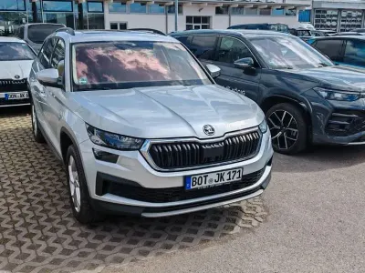 Gebraucht Skoda Kodiaq 200 PS (147 kW) 2023 Silber SUV