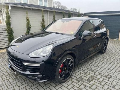 Schwarz Gebraucht 2015 Porsche Cayenne GTS SUV | 42.800 € (Etwas zu teuer)