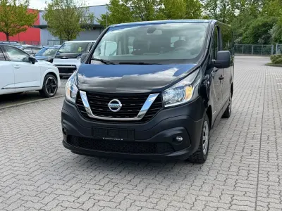 Gebraucht Nissan NV300 145 PS (106 kW) 2017 Schwarz Van