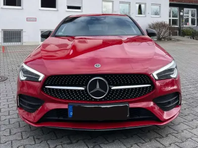 Gebraucht Mercedes CLA220 Shooting Brake AMG line 190 PS (139 kW) 2019 Rot Kombi