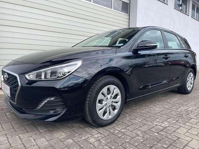 Usata Hyundai i30 Passion 99 CV (72 kW) 2018 Nero Station wagon
