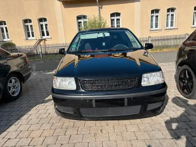Gebraucht VW Polo 60 PS (44 kW) 2000 Schwarz Kleinwagen
