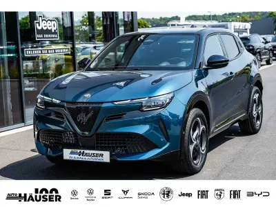 Neu Alfa Romeo Junior Edizione Speciale 145 PS (106 kW) 2026 Blau SUV
