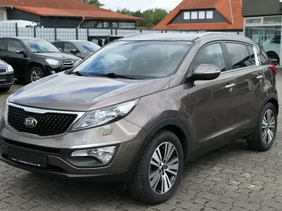 Gebraucht Kia Sportage Spirit 166 PS (122 kW) 2015 Braun SUV
