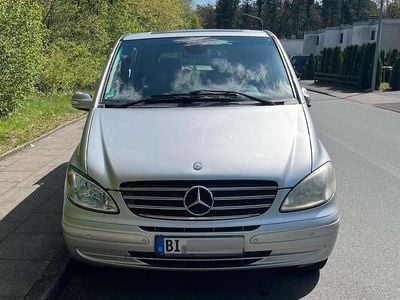 Usata Mercedes Viano 150 CV (110 kW) 2005 Argento Monovolume