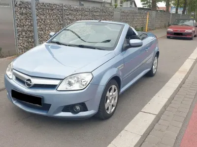 Gebraucht Opel Tigra 90 PS (66 kW) 2006 Blau Cabrio