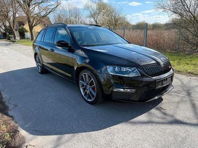 Second-hand Skoda Octavia RS 184 CP (135 kW) 2016 Negru Hatchback