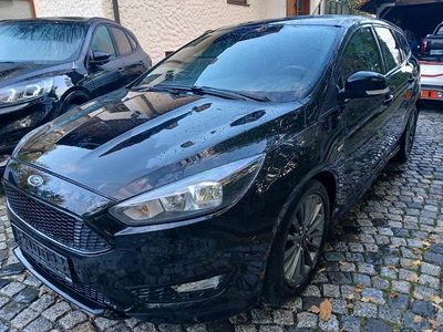 Second-hand Ford Focus ST-Line 150 CP (110 kW) 2018 Negru Berlinǎ