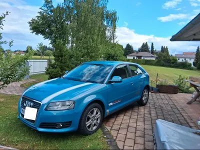 Gebraucht Audi A3 Attraction 102 PS (75 kW) 2009 Blau Kleinwagen
