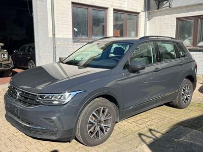 Usata VW Tiguan 150 CV (110 kW) 2023 Grigio SUV