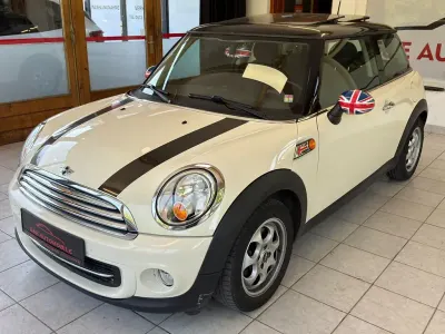 Gebraucht Mini Cooper 122 PS (89 kW) 2011 Weiß Kleinwagen