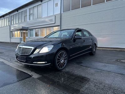 gebraucht Mercedes E350 CGI BlueEfficiency*SHZ*Navi*19Zoll Alus*