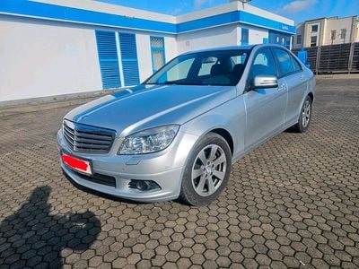 Silber Gebraucht 2010 Mercedes C180 Limousine | 7.000 €