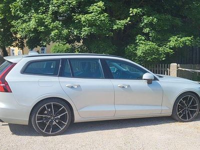 Brugt Volvo V60 190 HK (139 kW) 2018 Sølv Stationcar