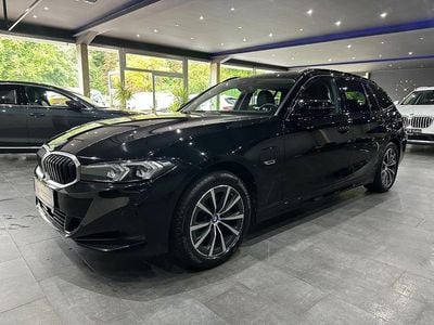 BMW 330e