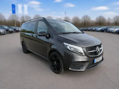 Gebraucht Mercedes V300 AMG 237 PS (174 kW) 2021 Schwarz Van / Kleinbus