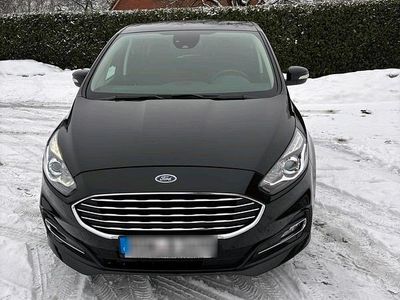 Schwarz Gebraucht 2021 Ford S-MAX S Van / Kleinbus | 20.200 € (Guter Preis)