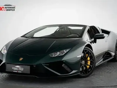 Gebraucht Lamborghini Huracán 640 PS (470 kW) 2023 Grün Cabrio