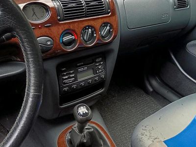 Schwarz Gebraucht 1998 Ford Escort Ghia Limousine | 2.000 €