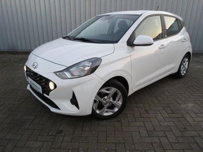 Weiß Gebraucht 2020 Hyundai i10 Trend Kleinwagen | 12.990 € (Etwas zu teuer)