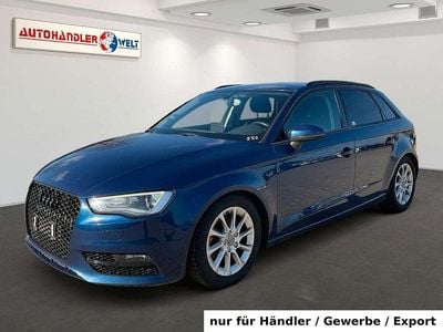 Gebraucht Audi A3 Attraction 125 PS (91 kW) 2015 Blau Limousine