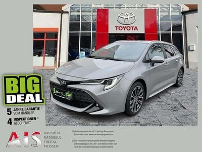 Manhatten grau Gebraucht 2021 Toyota Corolla Team Kombi | 18.990 € (Fairer Preis)