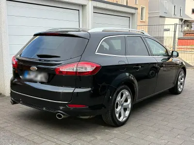 Gebraucht Ford Mondeo Titanium 200 PS (147 kW) 2011 Schwarz Kombi
