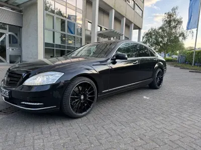 Gebraucht Mercedes S350 258 PS (189 kW) 2013 Schwarz Limousine