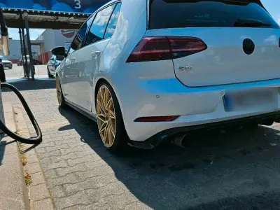 Gebraucht VW Golf VII Pro 230 PS (169 kW) 2017 Weiß Limousine